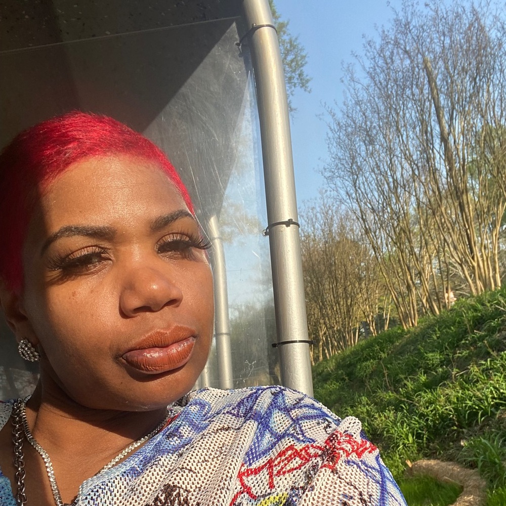 Meet your Posher, Sharonda